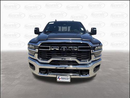 2025 RAM 2500 Tradesman Crew Cab 4x4 6'4' Box