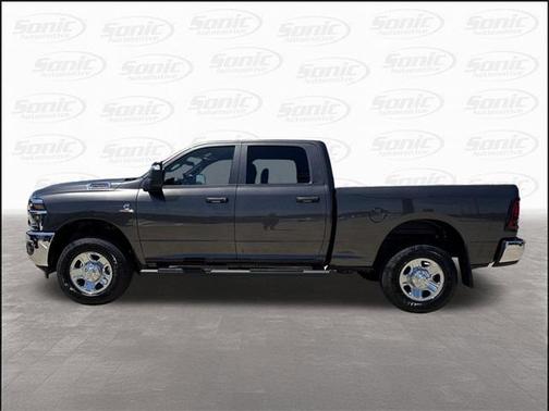 2025 RAM 2500 Tradesman Crew Cab 4x4 6'4' Box