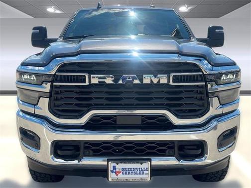 2025 RAM 2500 Tradesman Crew Cab 4x4 6'4' Box