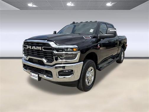 2025 RAM 2500 Tradesman Crew Cab 4x4 6'4' Box