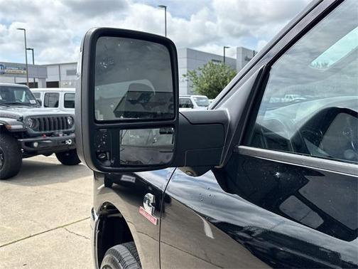 2025 RAM 2500 Tradesman Crew Cab 4x4 6'4' Box