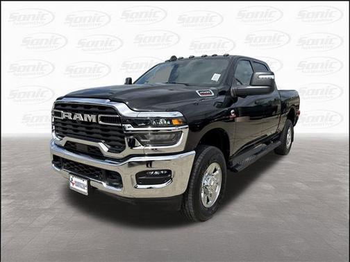 2025 RAM 2500 Tradesman Crew Cab 4x4 6'4' Box
