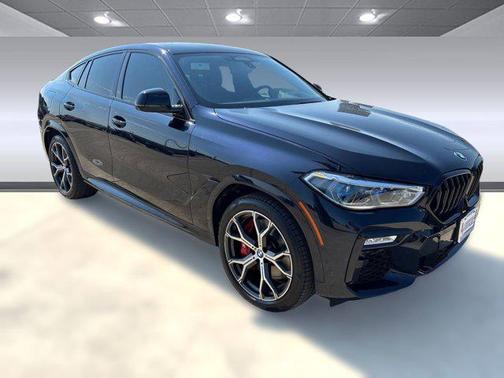 2021 BMW X6 M50i