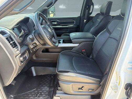 Bright White Clearcoat 2024 RAM 2500 Laramie Crew Cab 4x4 6'4' Box