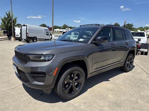 2025 Jeep Grand Cherokee Altitude