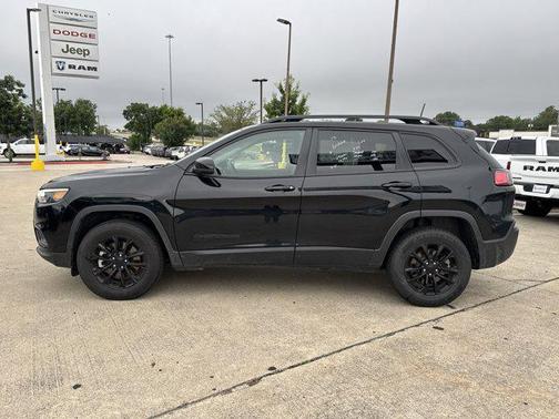 2023 Jeep Cherokee Altitude