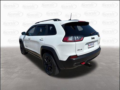 2021 Jeep Cherokee Trailhawk