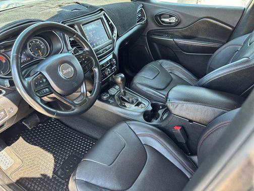 2021 Jeep Cherokee Trailhawk
