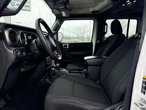 2023 Jeep Gladiator Sport S