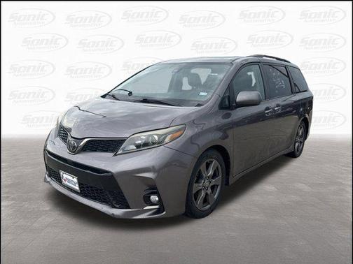 2019 Toyota Sienna SE Premium