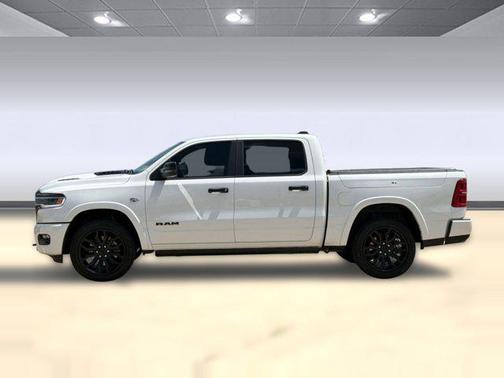 Ivory White Tri-Coat Pearlcoat 2026 RAM 1500 Limited