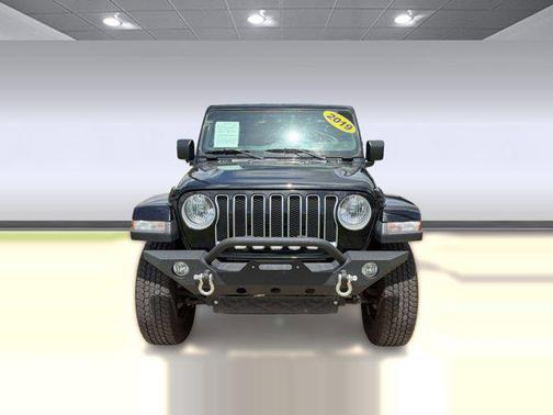 Black Clearcoat 2019 Jeep Wrangler Unlimited Sahara