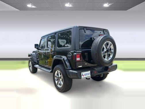 Black Clearcoat 2019 Jeep Wrangler Unlimited Sahara