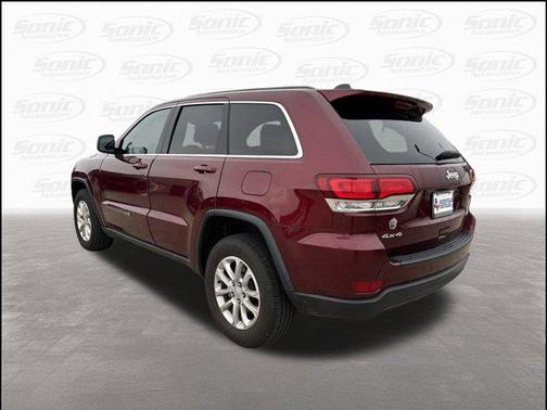 2022 Jeep Grand Cherokee Laredo