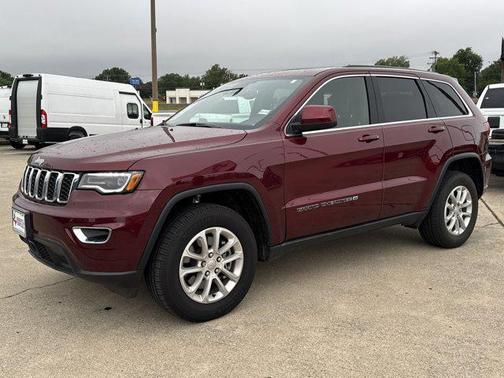 2022 Jeep Grand Cherokee Laredo