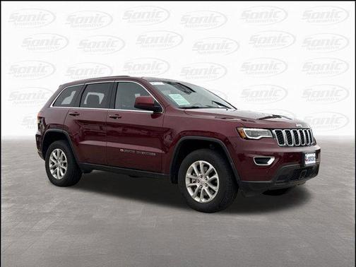 2022 Jeep Grand Cherokee Laredo