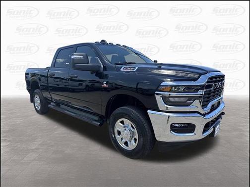 2025 RAM 2500 Tradesman Crew Cab 4x4 6'4' Box