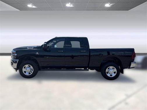 2025 RAM 2500 Tradesman Crew Cab 4x4 6'4' Box