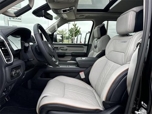2025 RAM 1500 ST