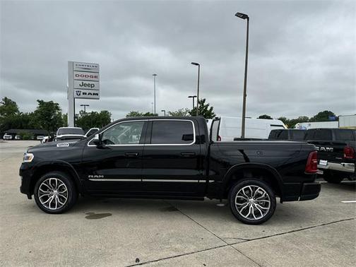 2025 RAM 1500 ST