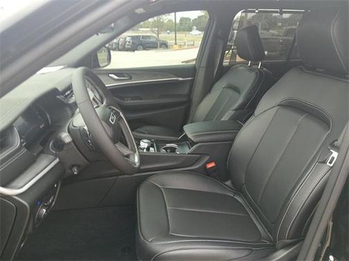 2024 Jeep Grand Cherokee 4xe Anniversary Edition