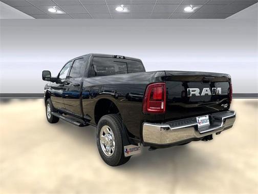 2025 RAM 2500 Tradesman Crew Cab 4x4 6'4' Box
