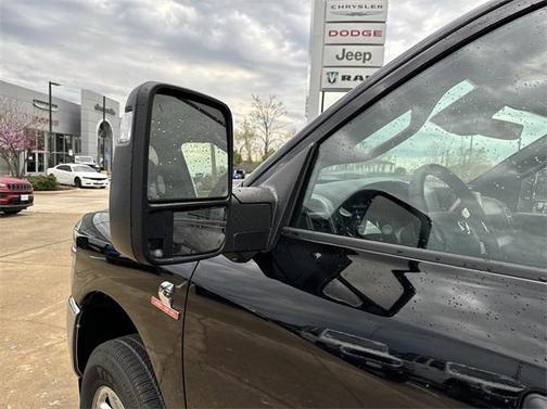 2025 RAM 2500 Tradesman Crew Cab 4x4 6'4' Box