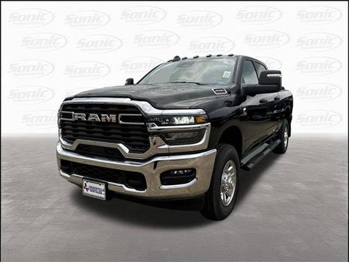 2025 RAM 2500 Tradesman Crew Cab 4x4 6'4' Box