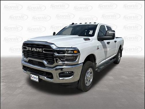 2025 RAM 2500 Tradesman Crew Cab 4x4 6'4' Box