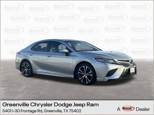 2018 Toyota Camry SE
