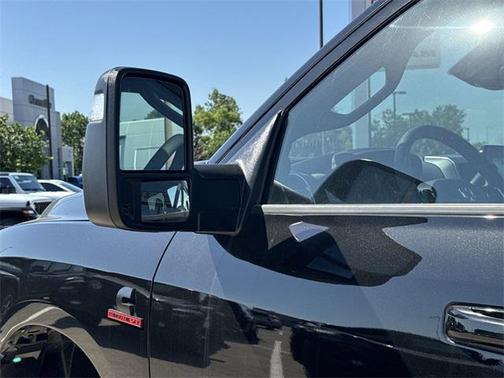 2025 RAM 2500 Laramie Crew Cab 4x4 6'4' Box