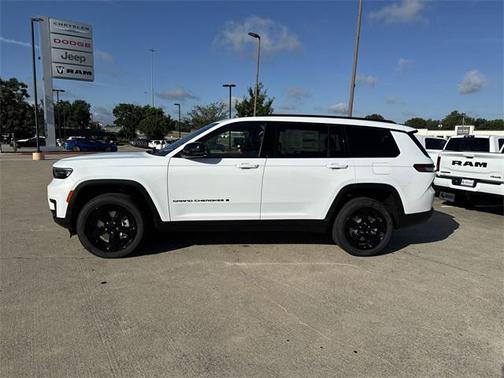 2025 Jeep Grand Cherokee L Altitude