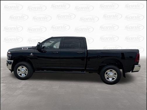 2025 RAM 2500 Tradesman Crew Cab 4x4 6'4' Box