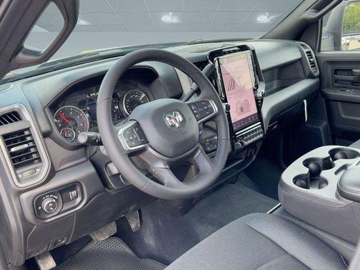 2025 RAM 3500 Tradesman Crew Cab 4x4 8' Box