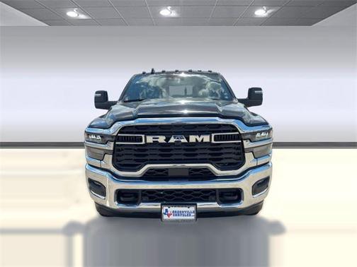 2025 RAM 3500 Tradesman Crew Cab 4x4 8' Box