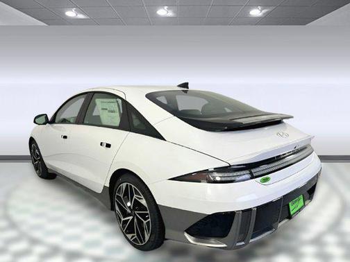 2025 Hyundai IONIQ 6 SEL