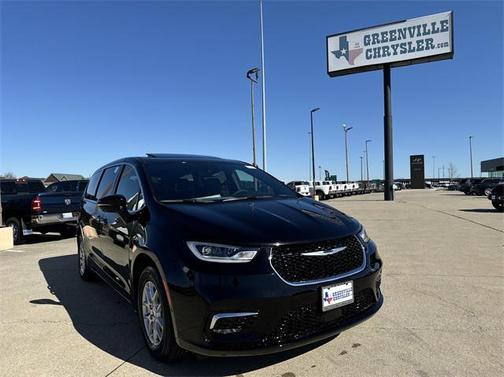2025 Chrysler Pacifica L