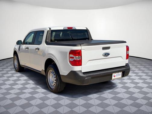 Oxford White 2022 Ford Maverick XL