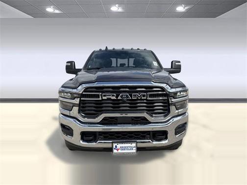 2025 RAM 2500 Tradesman Crew Cab 4x4 6'4' Box