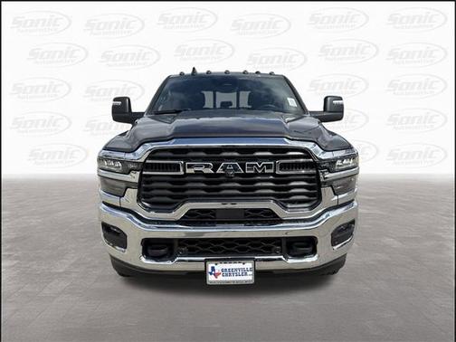 2025 RAM 2500 Tradesman Crew Cab 4x4 6'4' Box