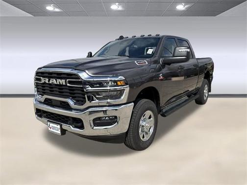 2025 RAM 2500 Tradesman Crew Cab 4x4 6'4' Box