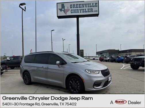 2021 Chrysler Pacifica Touring L