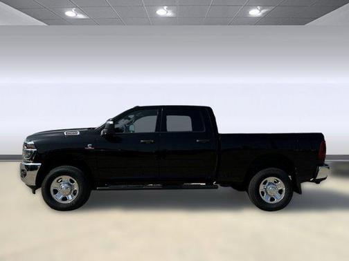2025 RAM 2500 Tradesman Crew Cab 4x4 6'4' Box