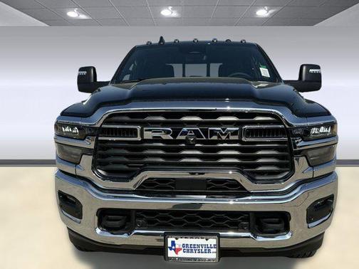 2025 RAM 2500 Tradesman Crew Cab 4x4 6'4' Box