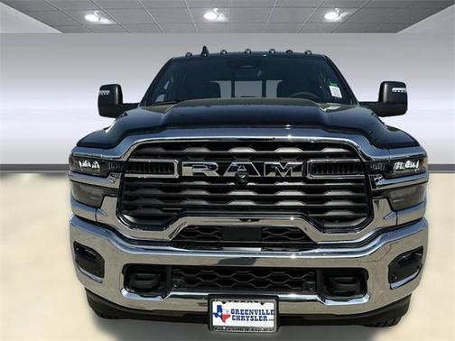 2025 RAM 2500 Tradesman Crew Cab 4x4 6'4' Box
