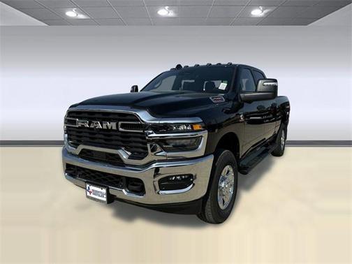 2025 RAM 2500 Tradesman Crew Cab 4x4 6'4' Box