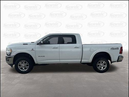 2020 RAM 2500 Laramie Crew Cab 4X4 6'4' Box