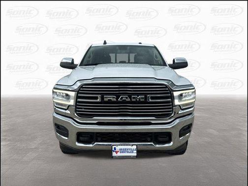 2020 RAM 2500 Laramie Crew Cab 4X4 6'4' Box