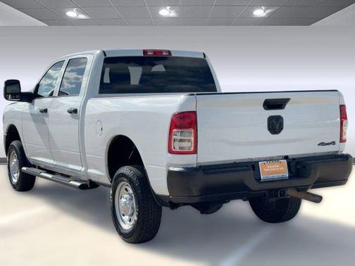 2024 RAM 2500 Tradesman Crew Cab 4x4 6'4' Box