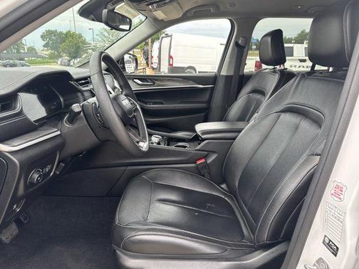 2023 Jeep Grand Cherokee Limited X